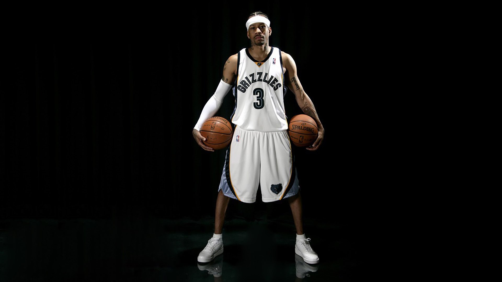 赛道上的王权更迭，诺里斯率阿斯顿马丁鏖战法拉利终取胜